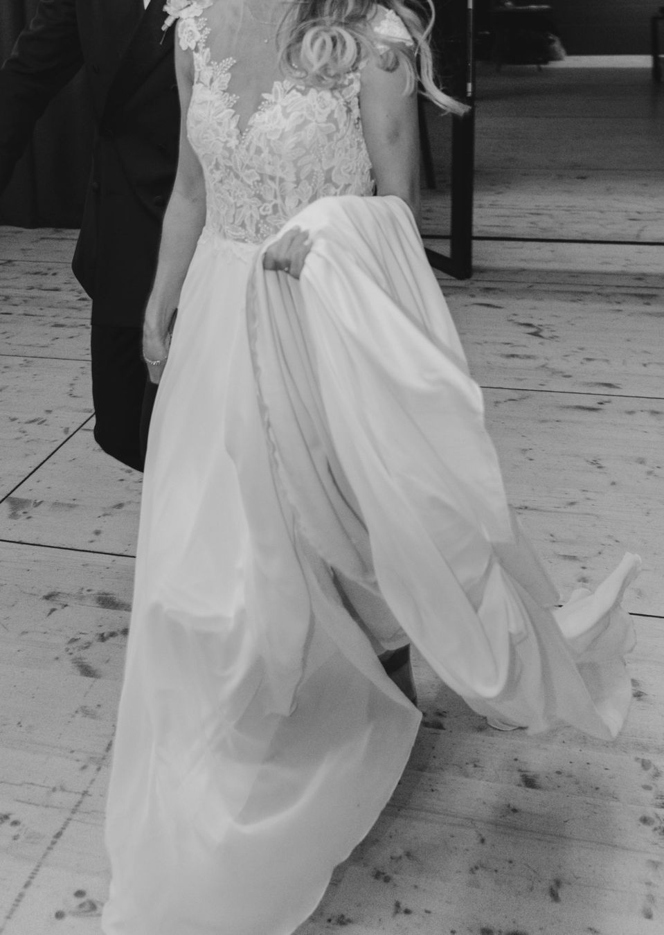 Vestiti: Secondhand Sincerety Bridal "Ale", Grösse 34-36 – Usato da Brunnen venduto da Herzig-Brautmode 3