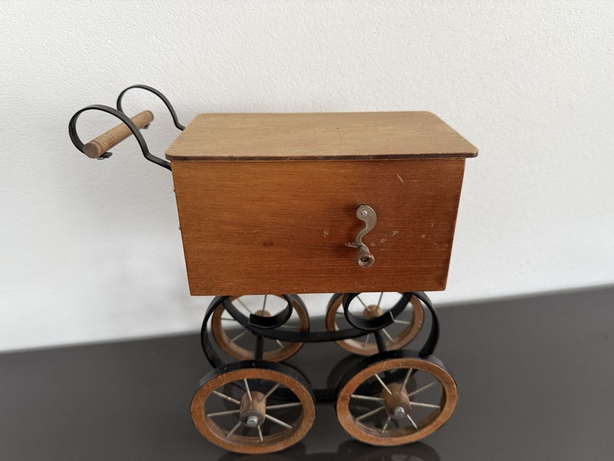 Vintage Strumenti musicali: Kleine Drehorgel  – Usato da Pfeffikon LU venduto da pepino17 4
