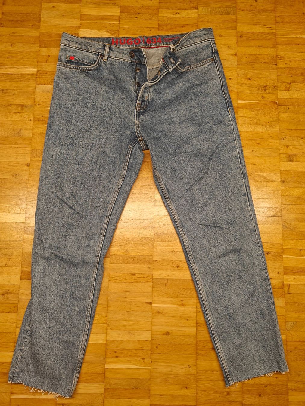 Hugo Boss Jeans: Hugo Jeans  Grösse 32/32 – Usato da Zürich venduto da Rennmaus33