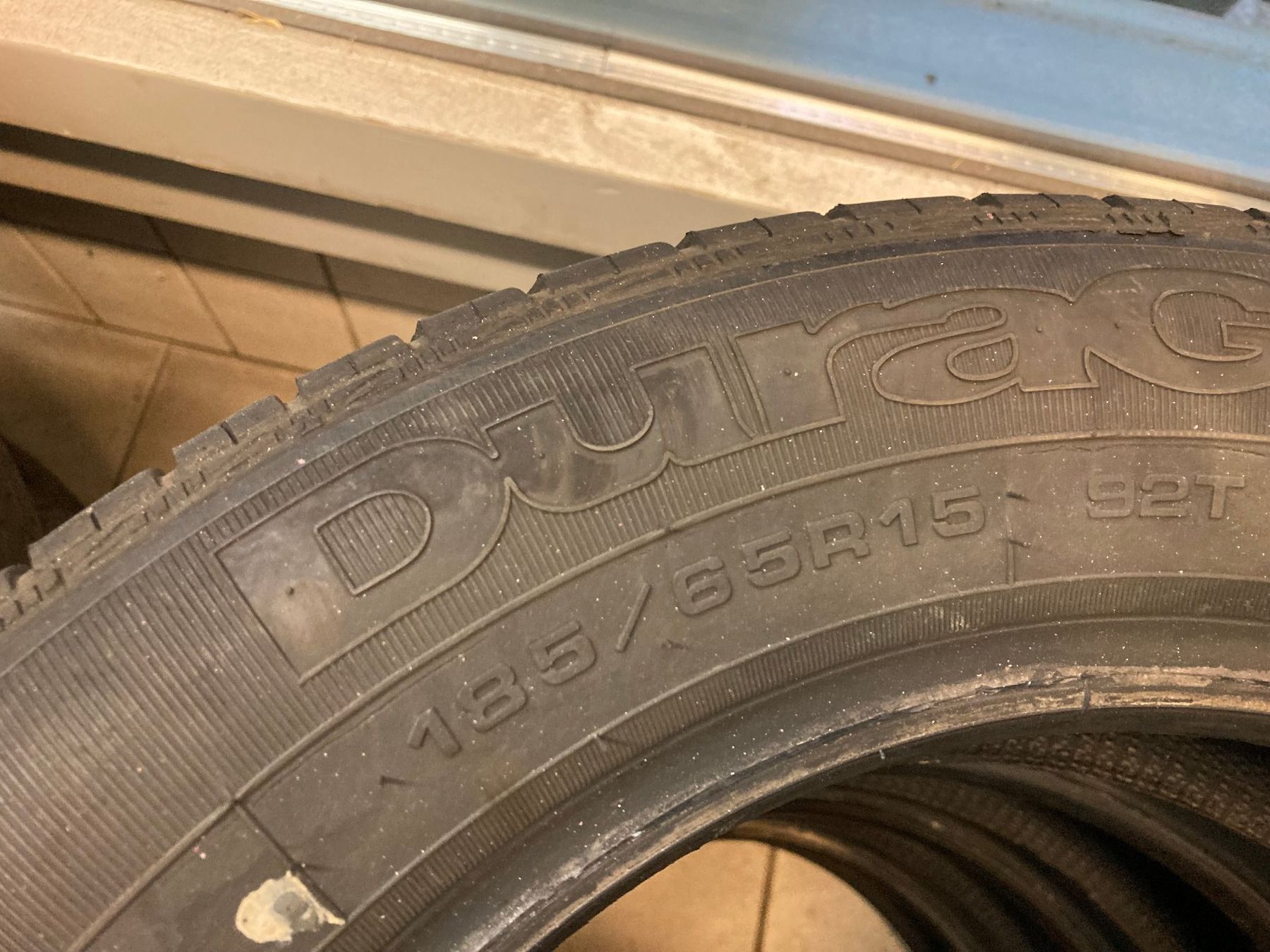 Goodyear Pneumatici & Ruote complete: 185/65R15 Sommerpneu – Usato da Cham venduto da WB2223 1