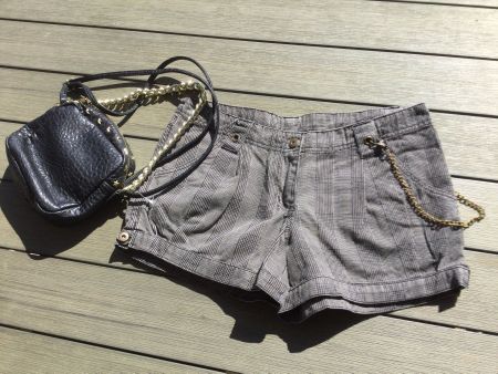 Short à carreaux avec chaîne dorée KAYS