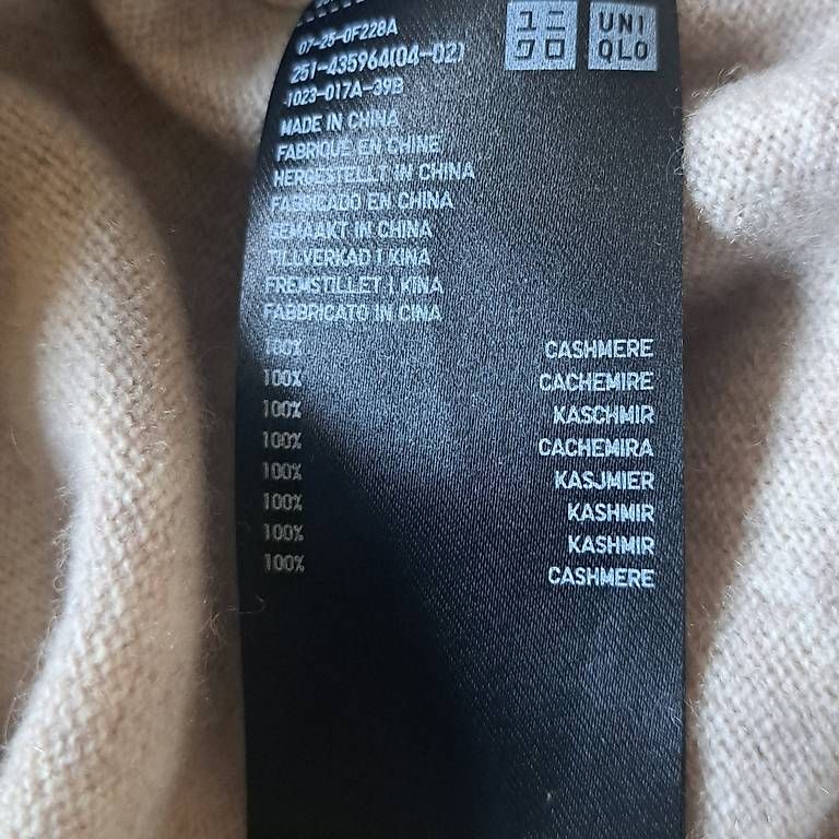 Maglioni & Felpe: Uniqlo Kaschmir Pullover, Beige, Grösse S  – Usato da Kriegstetten venduto da Jakasi 1