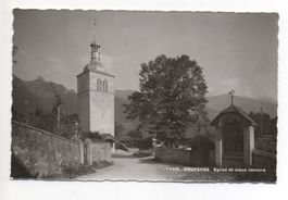 GRUYÈRES Eglise et vieux calvaire