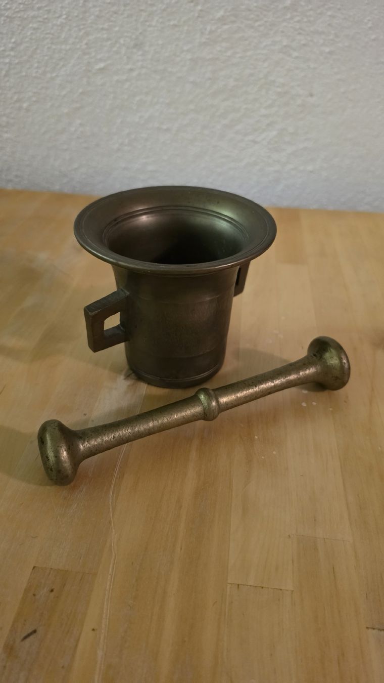 Altro per cucinare: Antiker Messing Mörser – Usato da Rheinfelden venduto da Ragg 1
