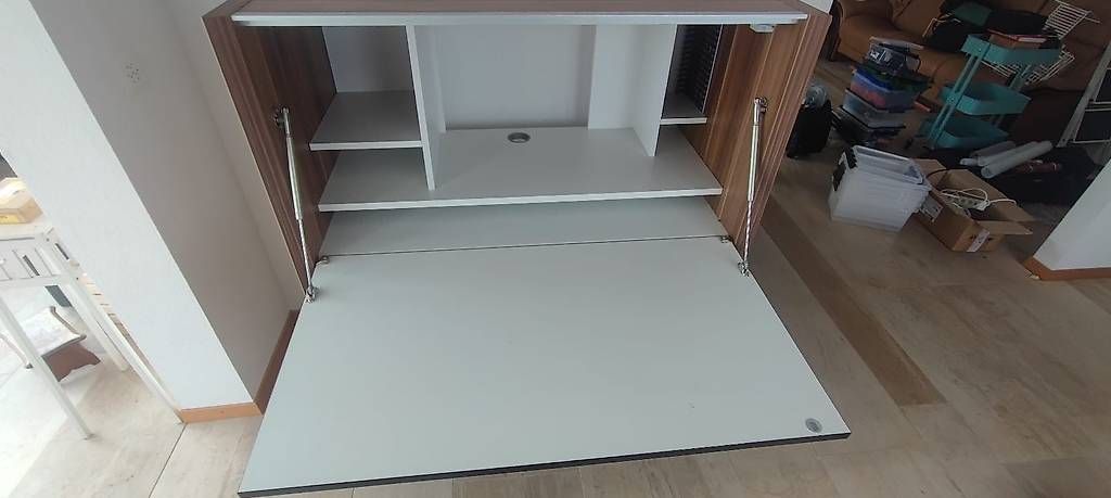 Pfister Meubles TV: Meuble multimédia pfister – D'occasion à Givisiez par Sthor 1