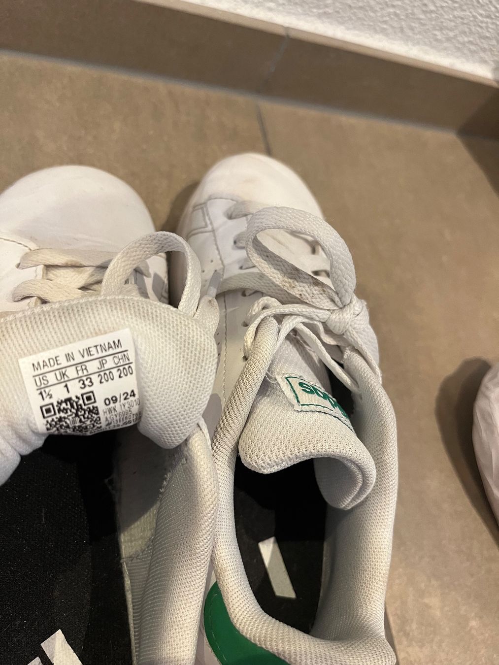 Adidas Scarpe per ragazzi: ***ADIDAS*** Sneaker Gr. 33! – Usato da Volketswil venduto da Kephren 5