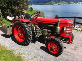 Traktor Hürlimann D70 SSP mit Kabine