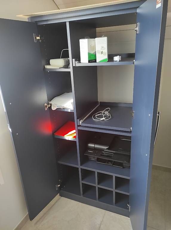 Schränke: Schrank für Büro – Gebraucht aus Emmetten von murerta 2