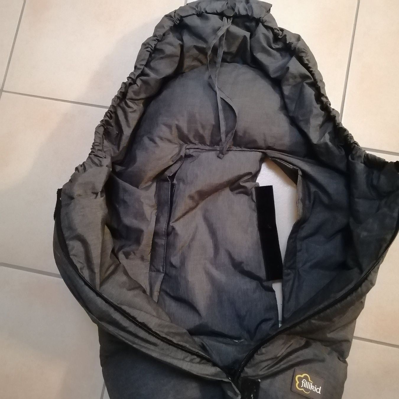 Fillikid Sacchi a pelo: Fusssack Kinderwagen Fillikid L80 X B40 cm – Usato da Henau venduto da AXAA 3