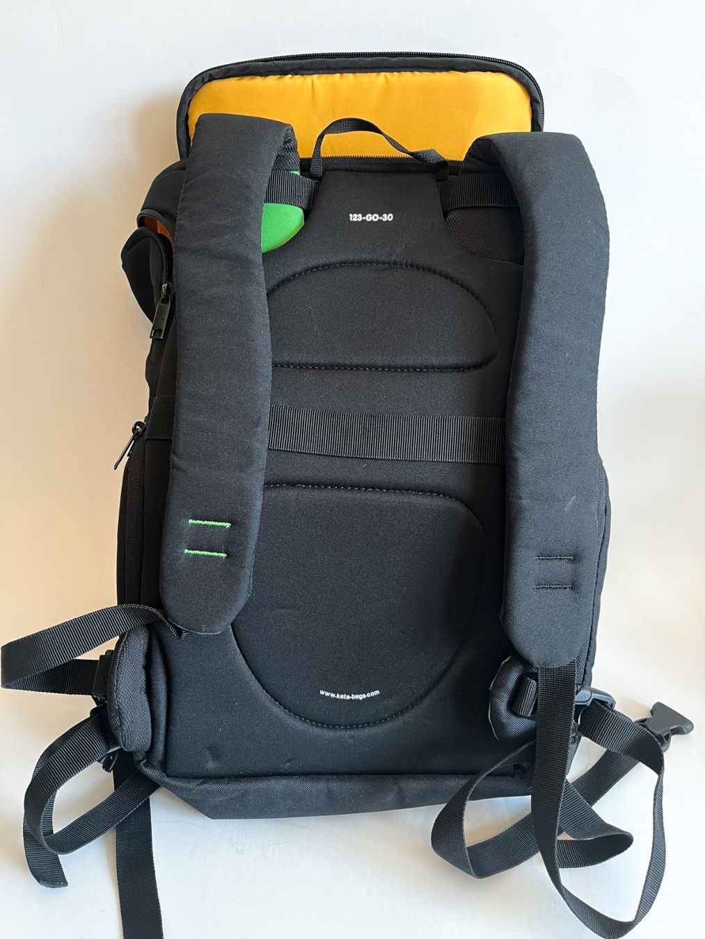 Kata Zaini: Fotorucksack Kata 123-GO-30 – Usato da Reinach BL venduto da Urs4153 1