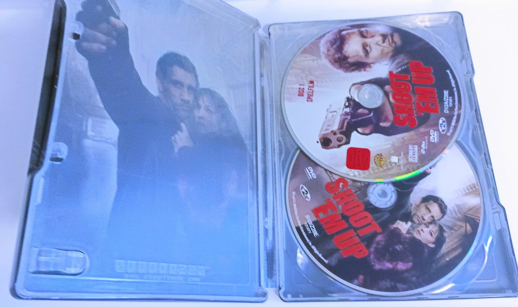 Tutti i DVDs: Shoot 'Em Up - 2-Disc Special Edition DVD Steelbook – Nuovo (secondo la descrizione) da Köniz venduto da Movieportal007 1