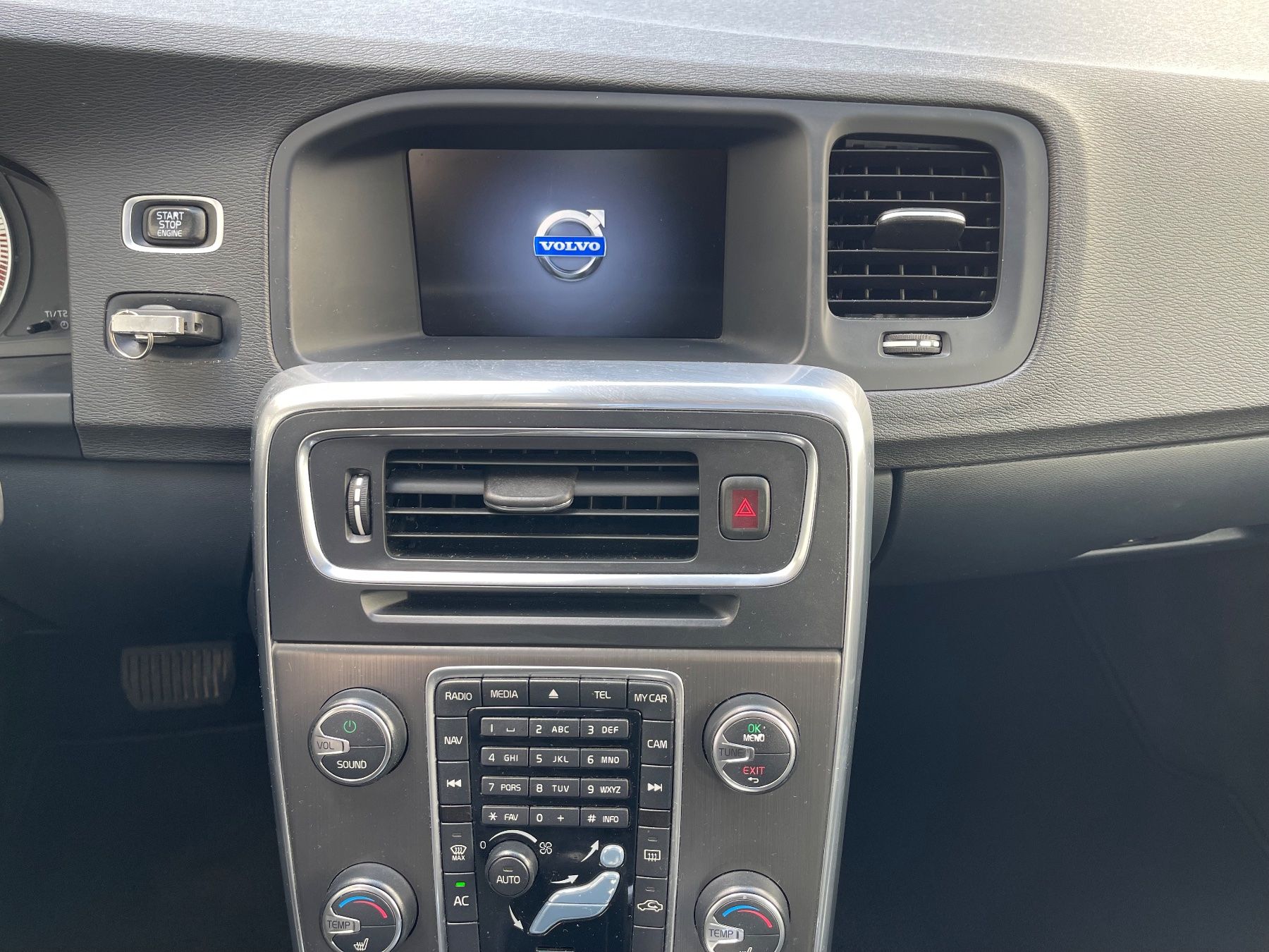 Volvo Automobili: VOLVO S60 2.0T Summum Powershift – Usato da Bülach venduto da Nbosshard 8