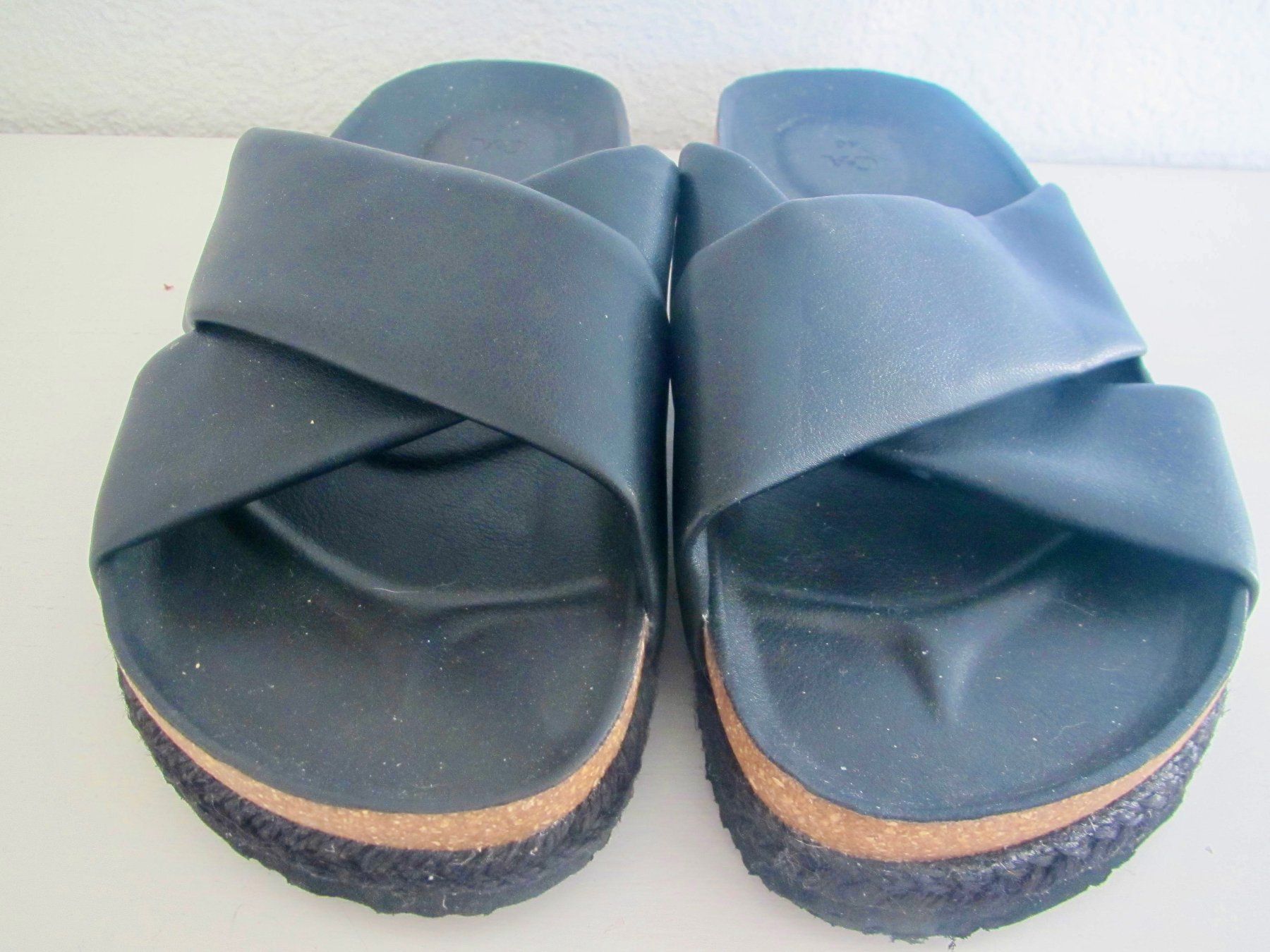 H&M Damenschuhe: SANDALE H & M – Neu (gemäss Beschreibung) aus Murten von Selliot 1