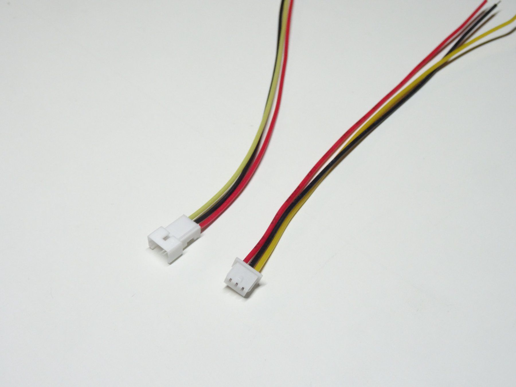 Modellini di ferrovie: Kabel 4 Mini Micro 3-pol. Kabel mit Muffe und Stecker – Nuovo (secondo la descrizione) da Hochdorf venduto da Teger02 2