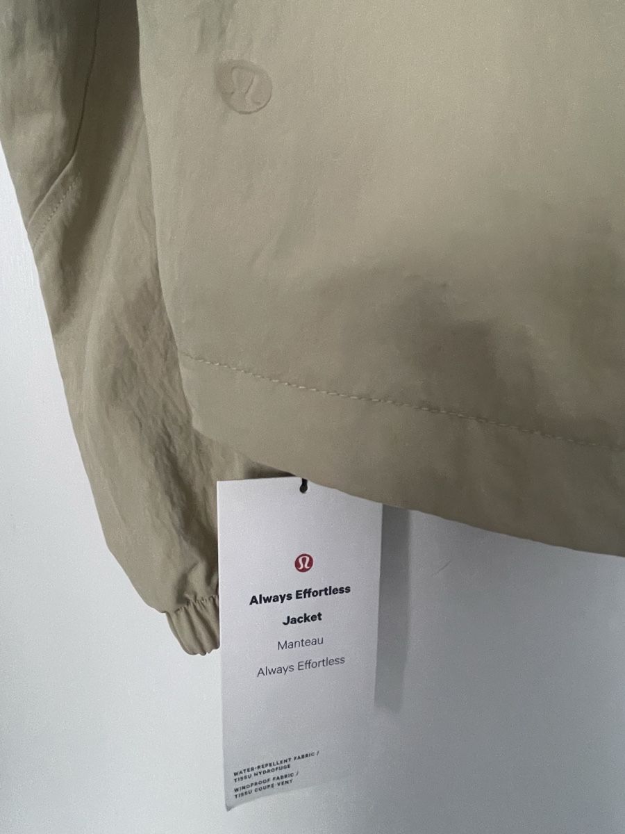 Lululemon Giacche: Lululemon Always Effortless waterproof jacket - small – Nuovo e nell'imballaggio originale da Embrach venduto da lau_2gtp 6