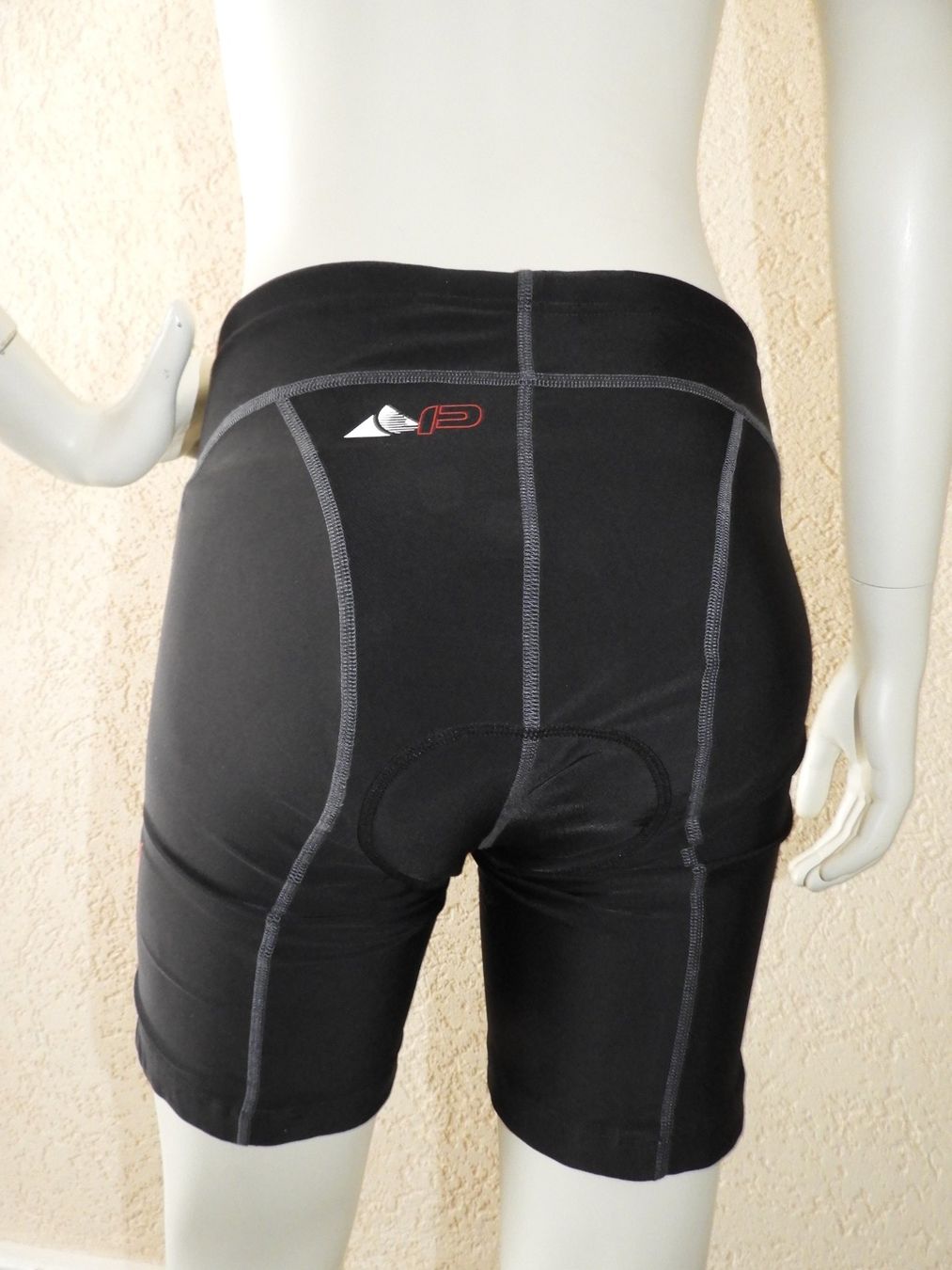 Leggings: Short cycliste Pulp Cycling noir T. 40 – Gebraucht aus Dombresson von sev_bsb8 7