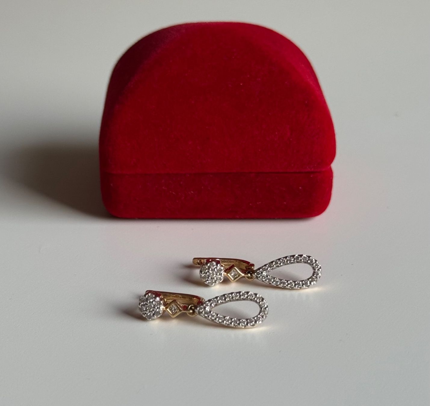 Orecchini pendenti & Orecchini a lobo: Goldohrringe mit Diamanten – Usato da Zürich venduto da YanaZam 6