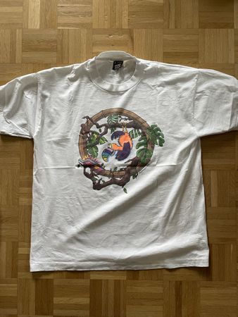 Vintage Tee XL fit as Large very good condition