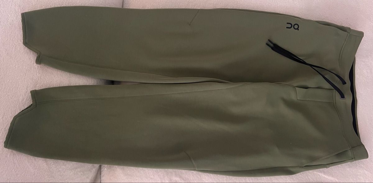 Pantaloni: ON sweatpants – Usato da Lausanne venduto da NYC67 8