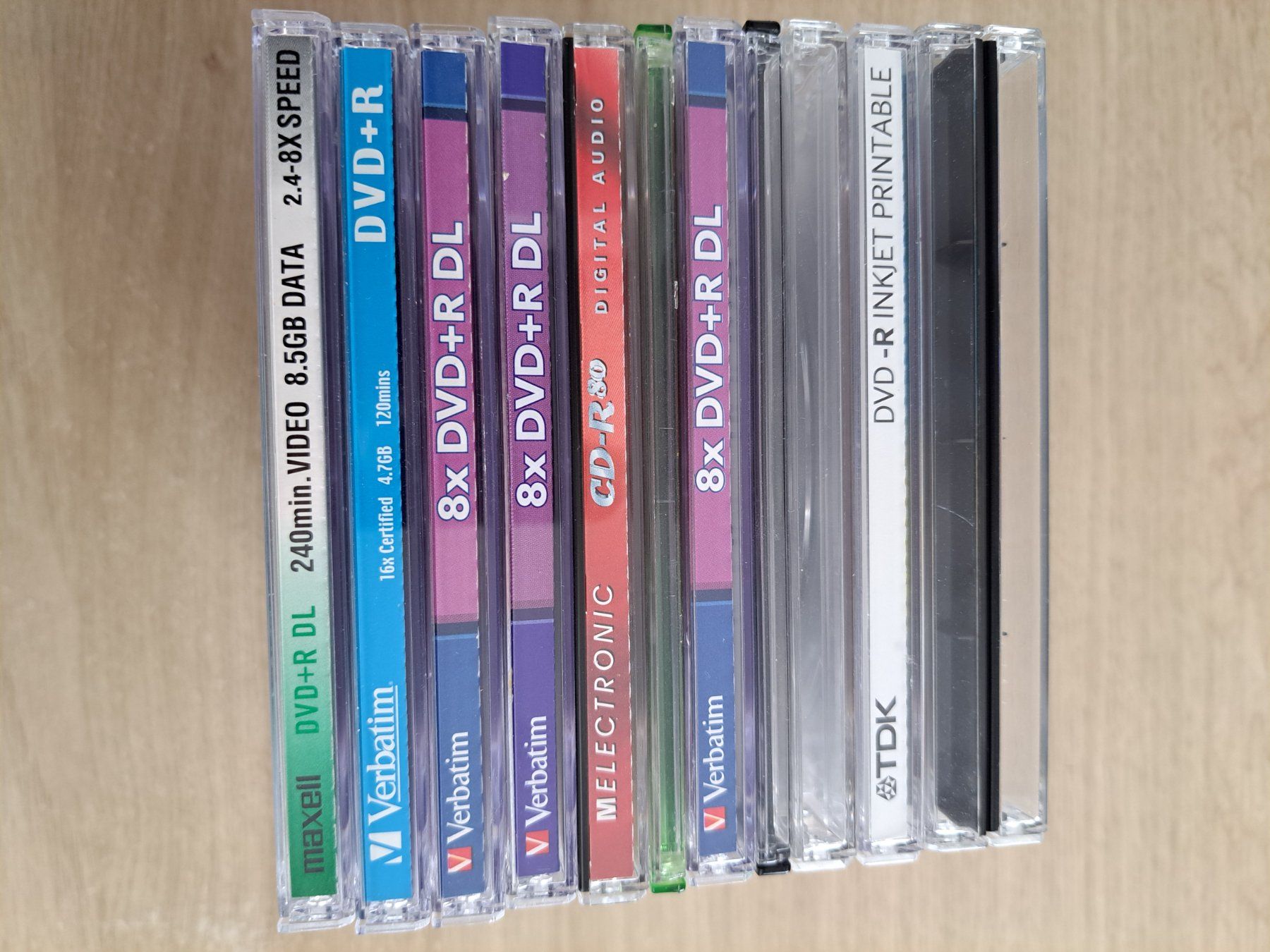CD: Lot de boîtes à CD vide – Usato da Tentlingen venduto da Dr_Snake