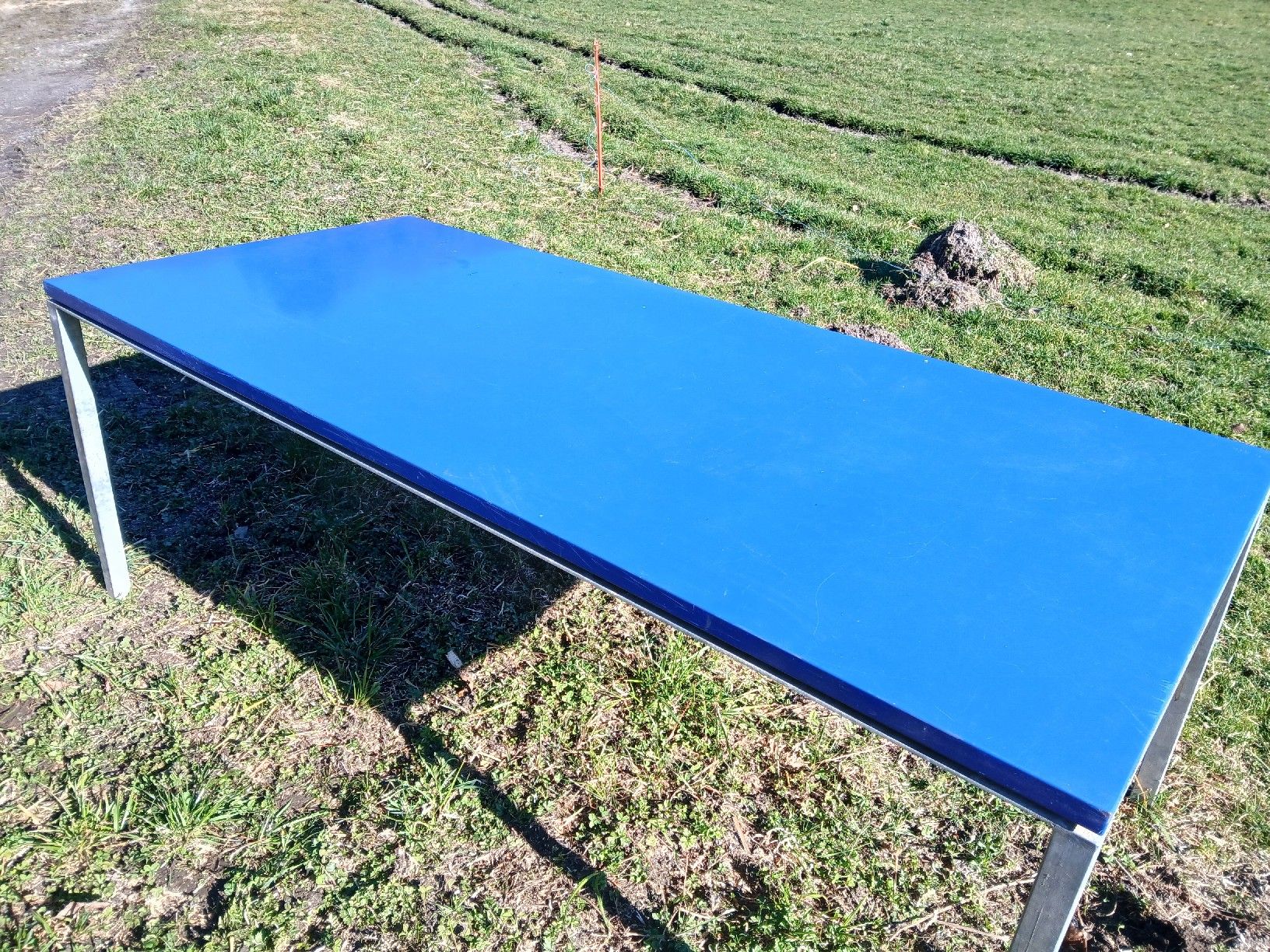 Tavoli: Grosser blauer Tisch für Garten, Balkon oder Terrasse! – Usato da Kriens venduto da timber333