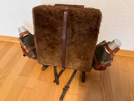 Sanitätstornister mit Feldflaschen schweizer Armee / Militär
