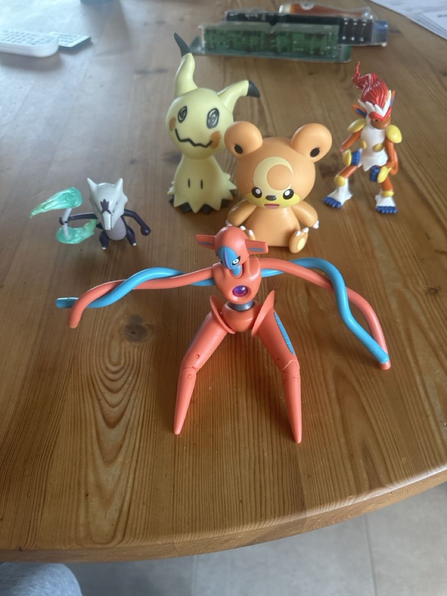 Pokémon Statuette: Pokemon Figuren – Usato da Scherz venduto da ste_mb6v