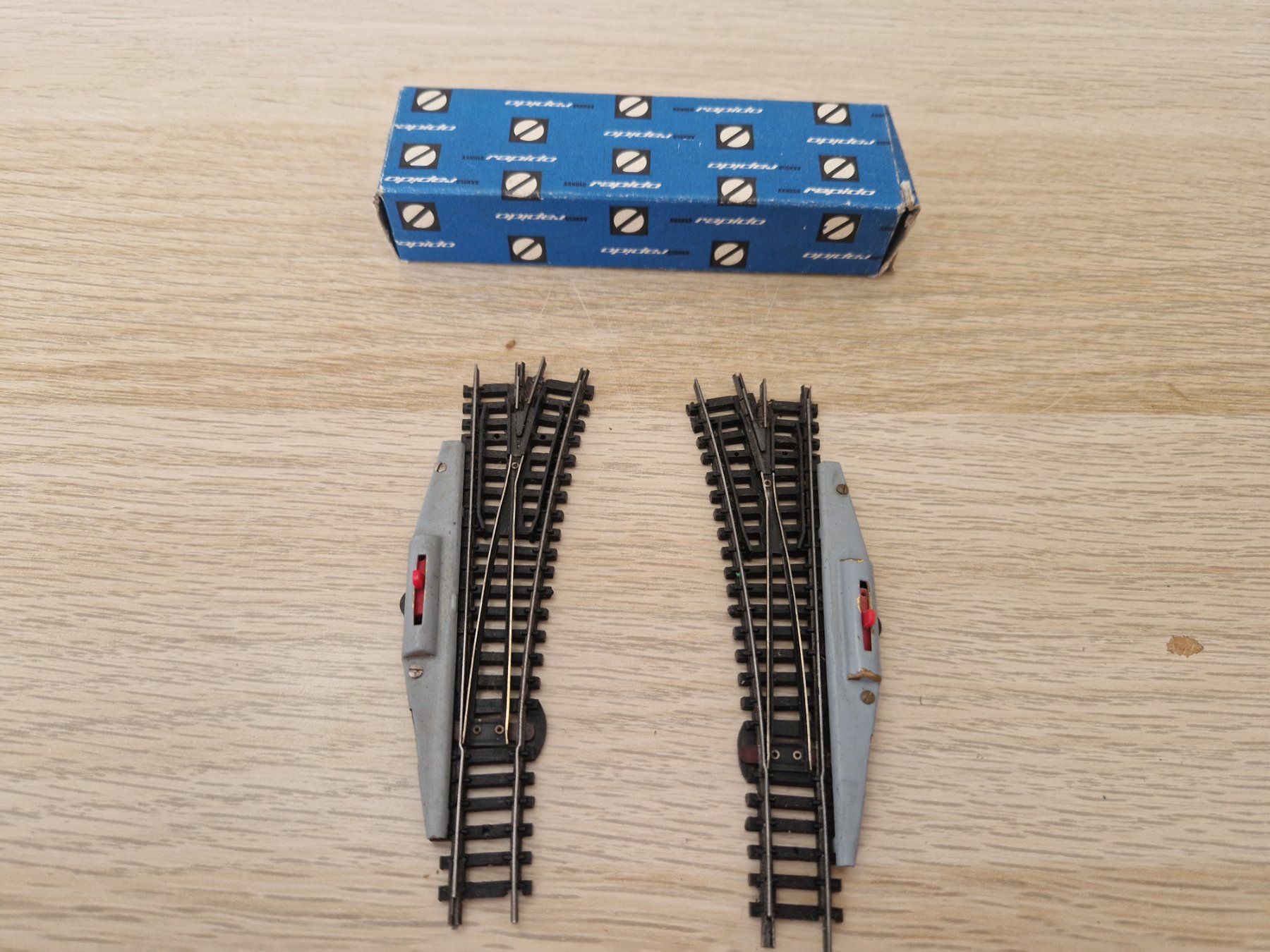 Arnold Modellini di ferrovie: Arnold N 0151 Handweichen – Usato da St-Aubin-Sauges venduto da tantome 1