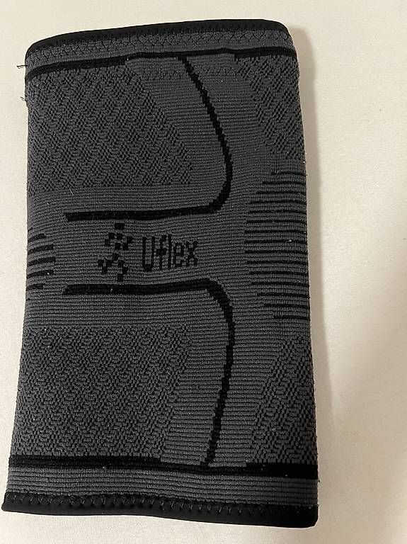 Attrezzature mediche: Uflex Athletics Knee Compression Sleeve Support – Nuovo (secondo la descrizione) da Basel venduto da ann_7w6q 1
