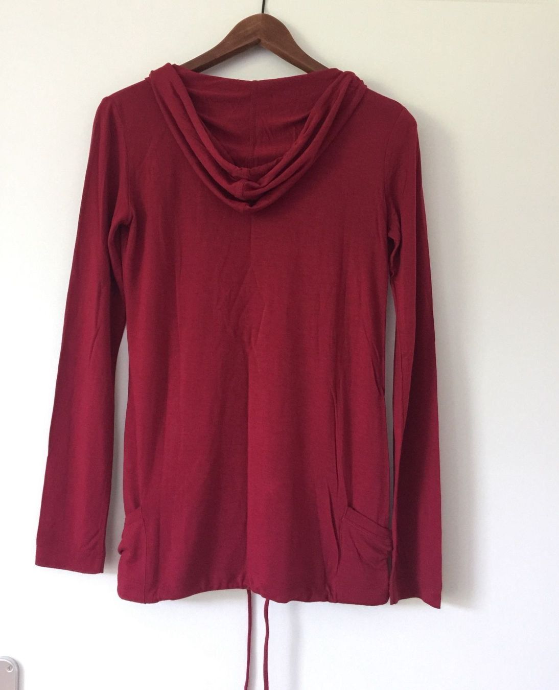 Top: Longsleeve mit Kapuze Gr. 36 – Nuovo (secondo la descrizione) da Lachen venduto da mar_ox 1