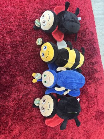 Peluche insectes Sunny neuve, jamais utilisée transformable