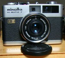 minolta HI-MATIC F,  analoge Kamera für "Street Photgraphy"