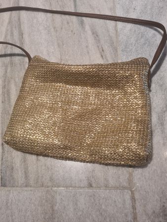 Moshi Gold Handtasche, neuwertig, ideal für den Sommer!
