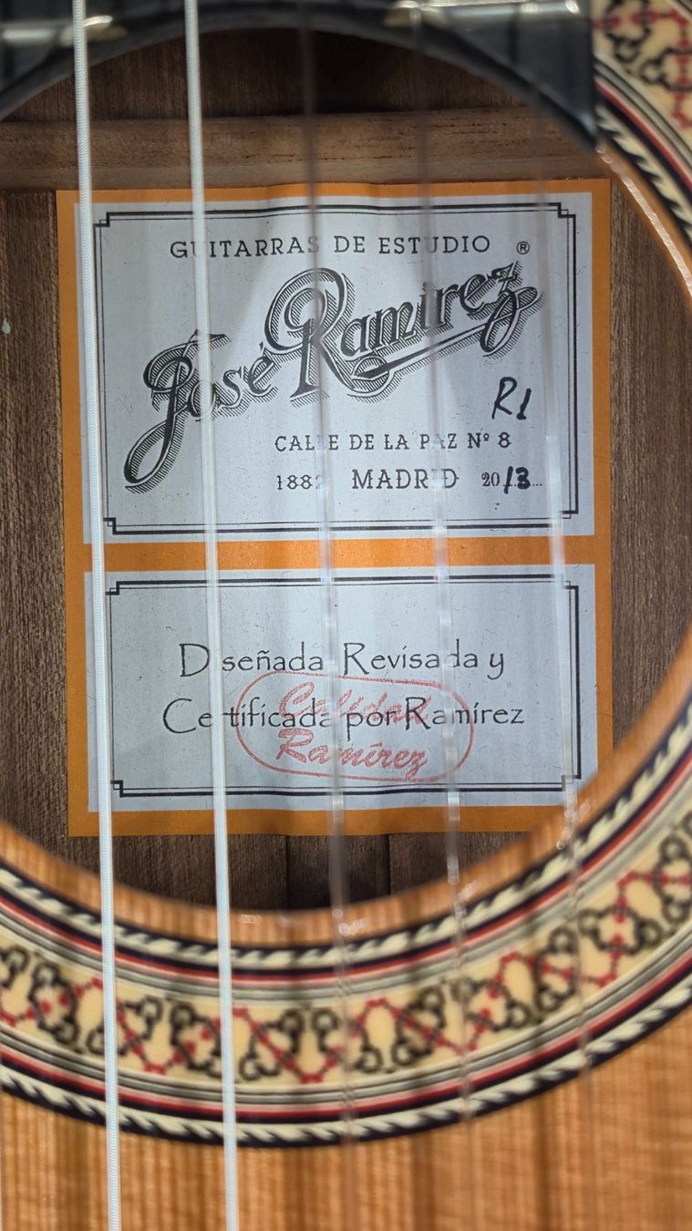 Strumenti musicali: Akustik Gitarre José Ramirez R1 2013 – Usato da Winterthur venduto da NorrSydGuitars 9