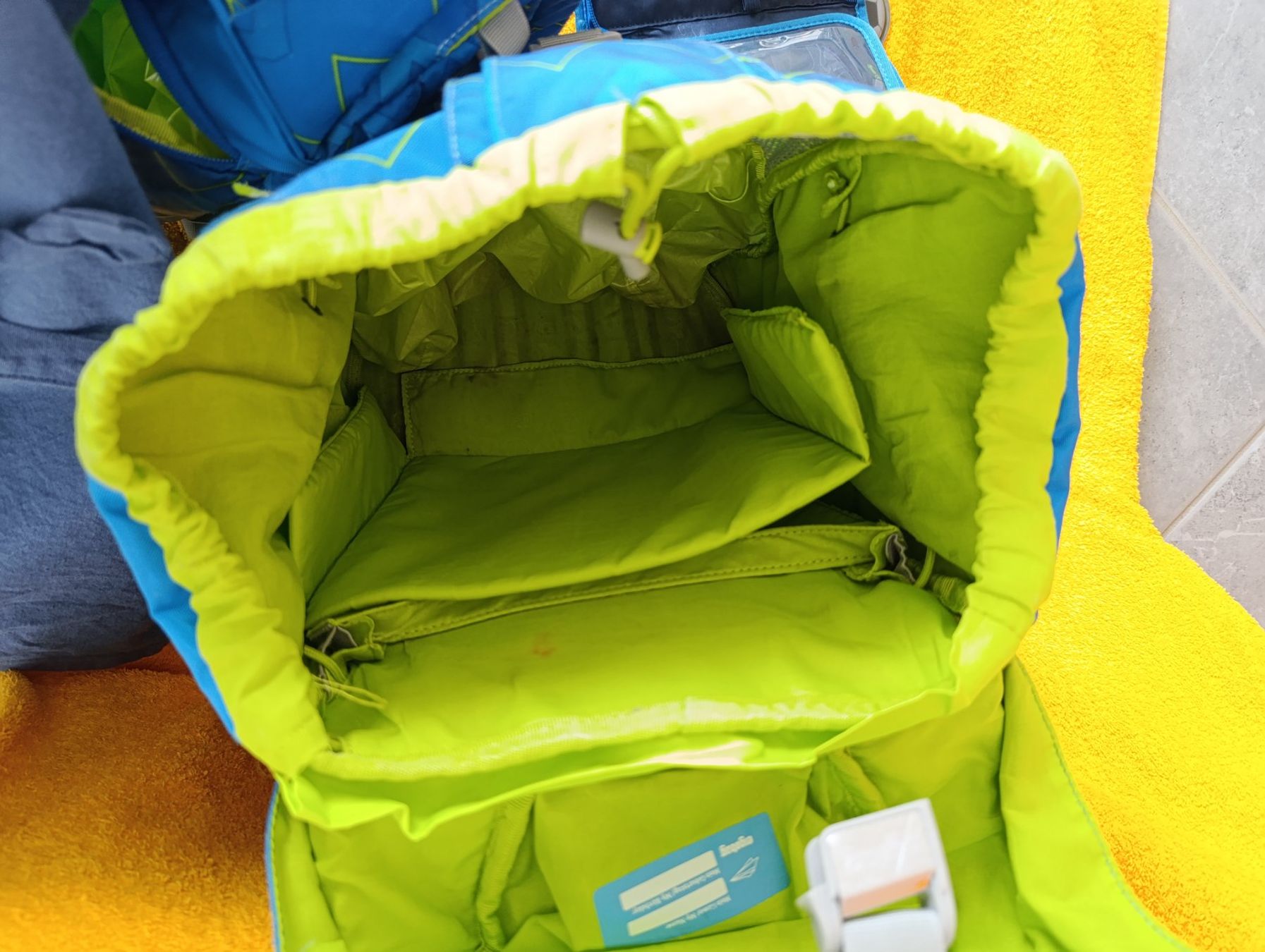 Ergobag Borse & Zaini: Ergobag Schulrucksack Junge Fussball ⚽ – Usato da Thundorf venduto da Blitz_Donner 1