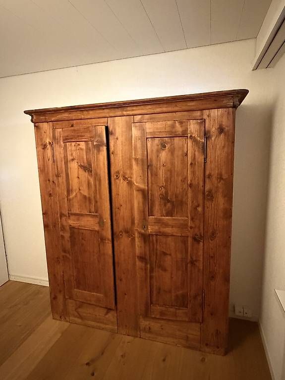 Armadi: Antiker Schrank – Usato da Kappel SO venduto da bra_r66p 1