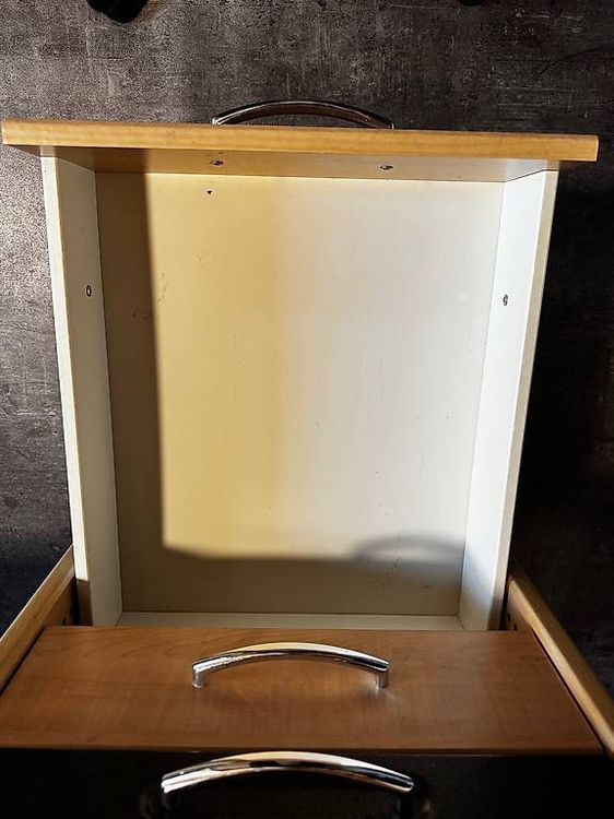 Scrivanie: Schreibtisch mit Schubladenmöbel – Usato da Rupperswil venduto da dyl_dxw5 2