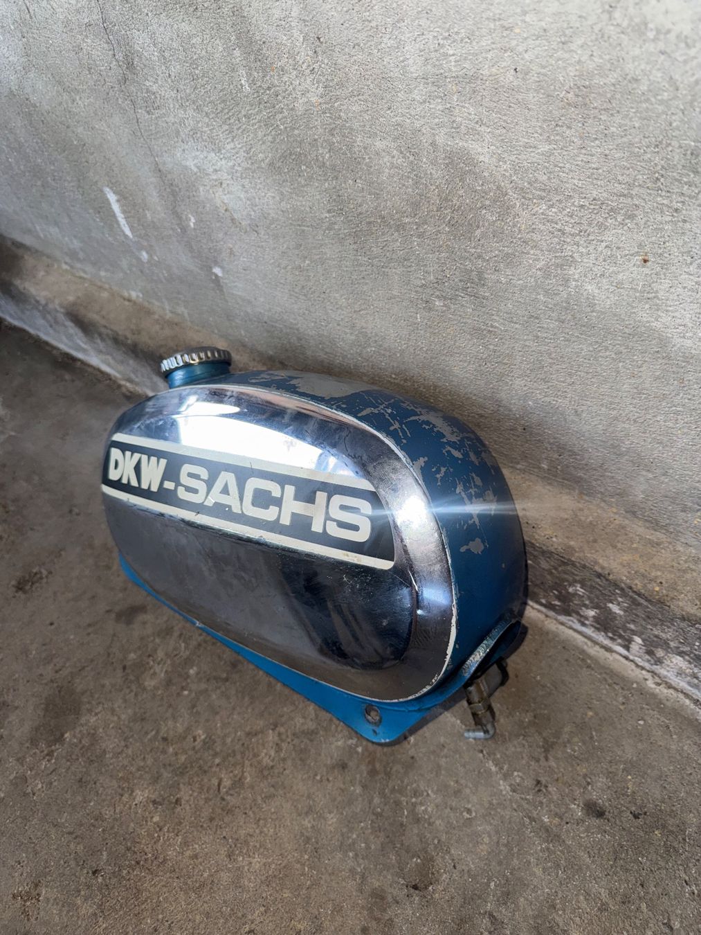 Sachs Parti ricambio per ciclomotori: DKW Sachs Mofa Tank – Usato da Fahrni b. Thun venduto da berger_tuning34 4