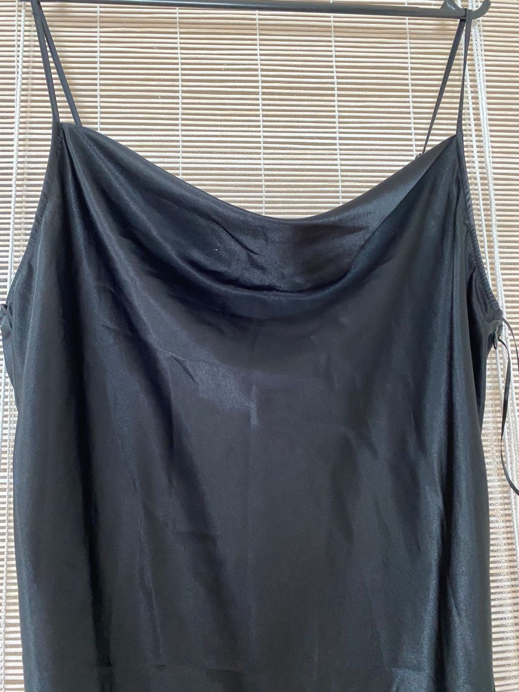 H&M Kleider: Robe noire satin – Neu (gemäss Beschreibung) aus Montreux von Izapeche811 1