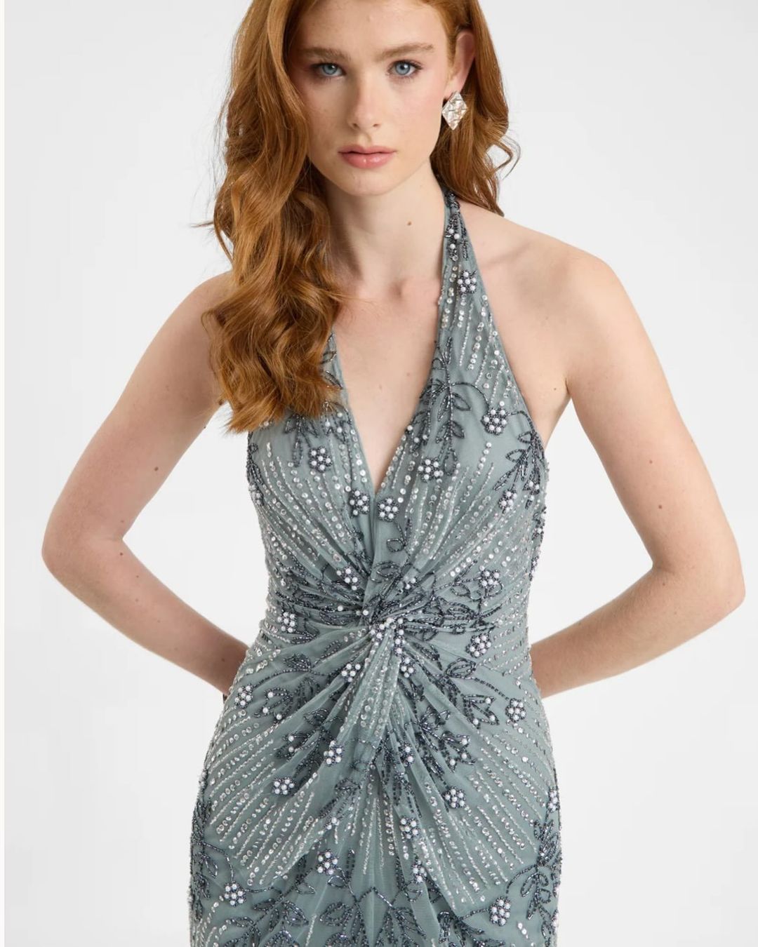 Robes: Embellished Sequin maxi halter dress – D'occasion à Genève par toandfrom 6