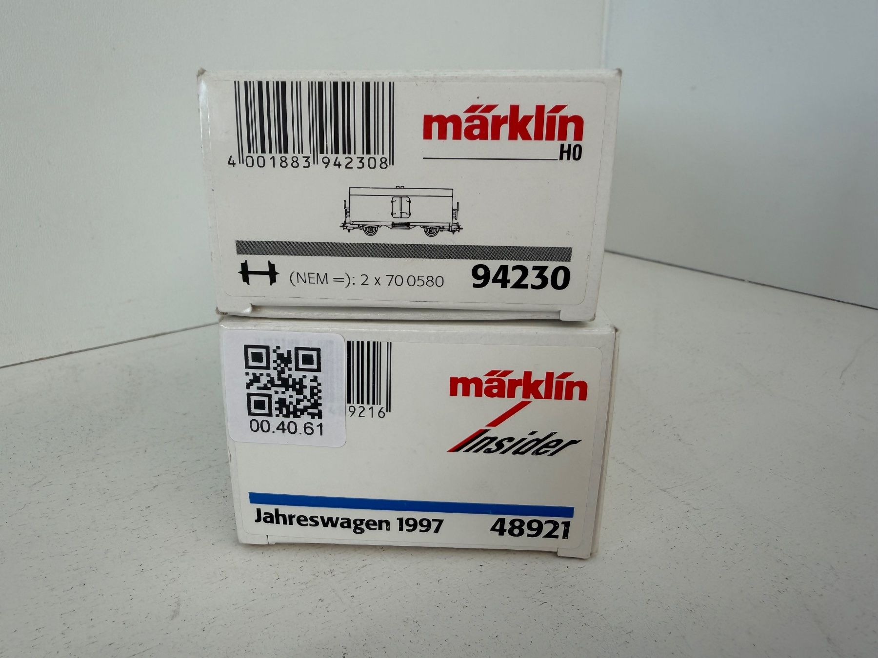 Märklin Modellini di ferrovie: Märklin 94230, 48921 Güterwagen DB gedeckte Wagen – Usato da Büsserach venduto da ModellbahnDepot 8