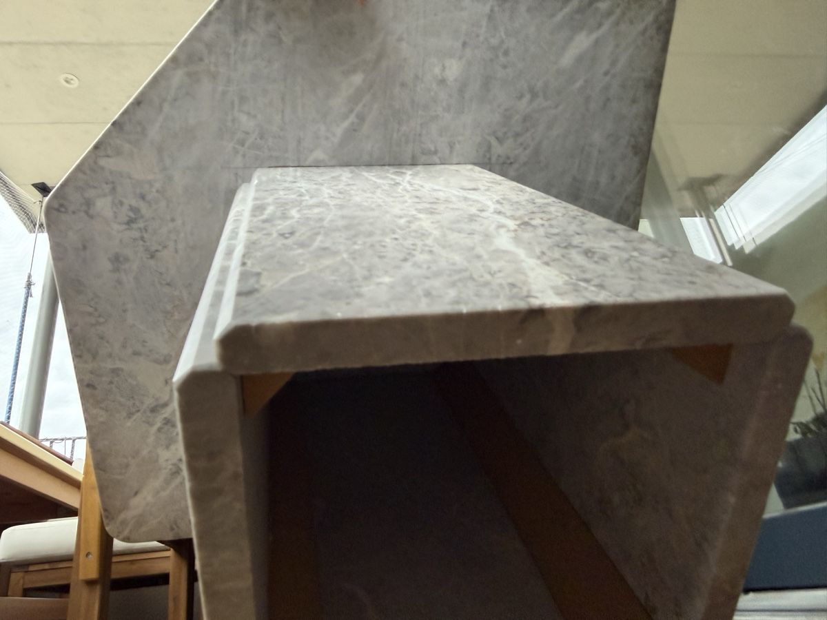 Tische: Weisser Marmor Couchtisch – Neu (gemäss Beschreibung) aus Wängi von lab_zbk5 3