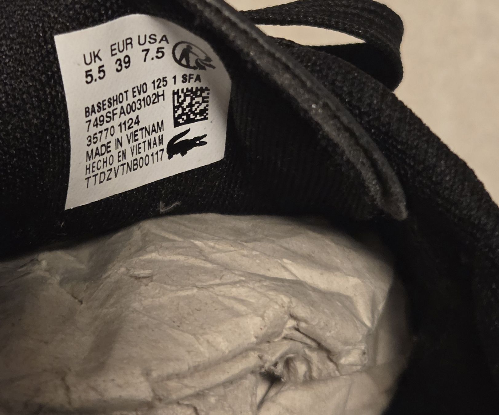 Lacoste Scarpe da donna: Lacoste Sneaker low - black Grösse 39 – Usato da Brugg AG venduto da Kitycity 5