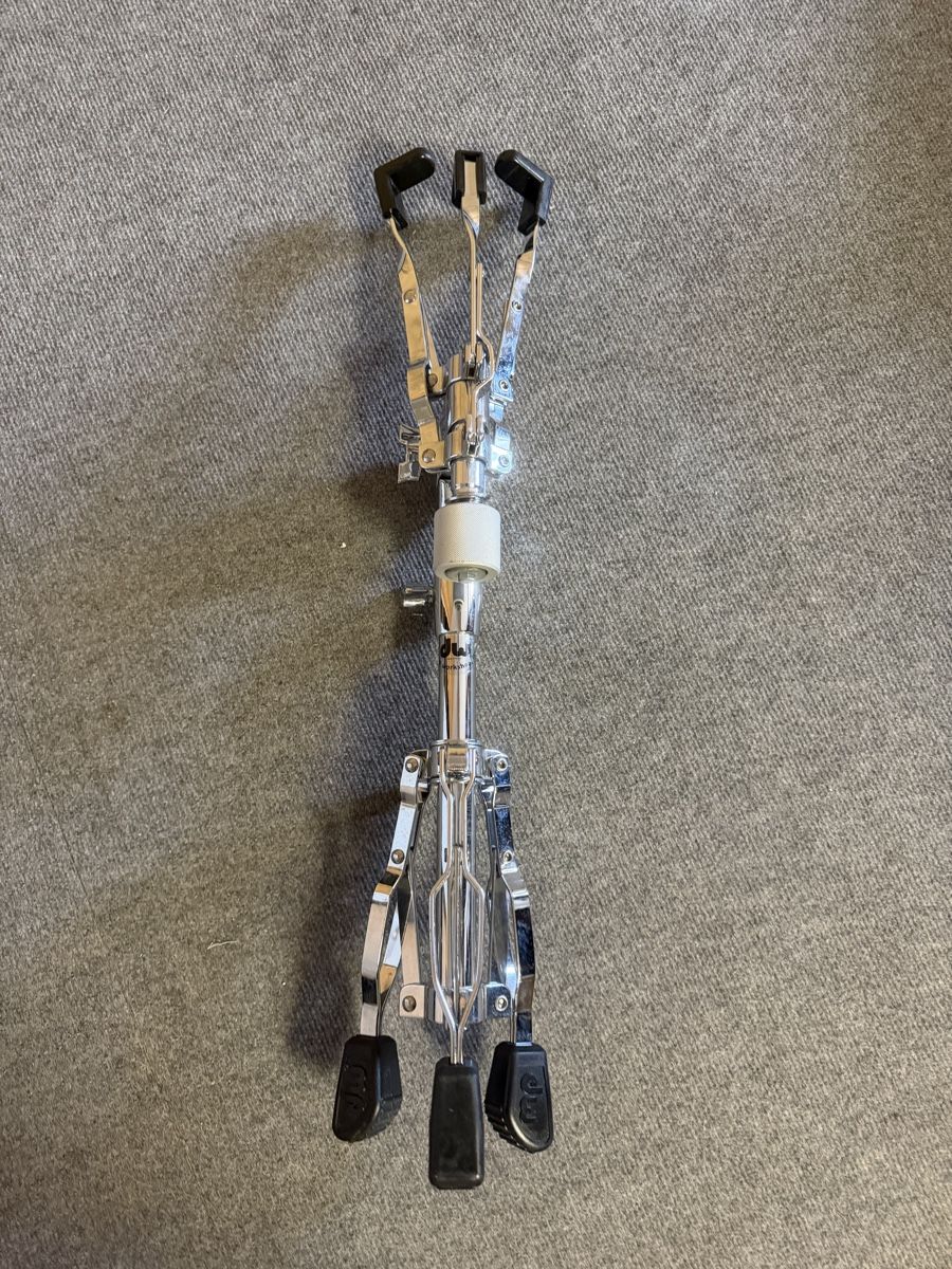 DW Strumenti musicali: DW Snareständer – Usato da Oberembrach venduto da Domi-1983 1