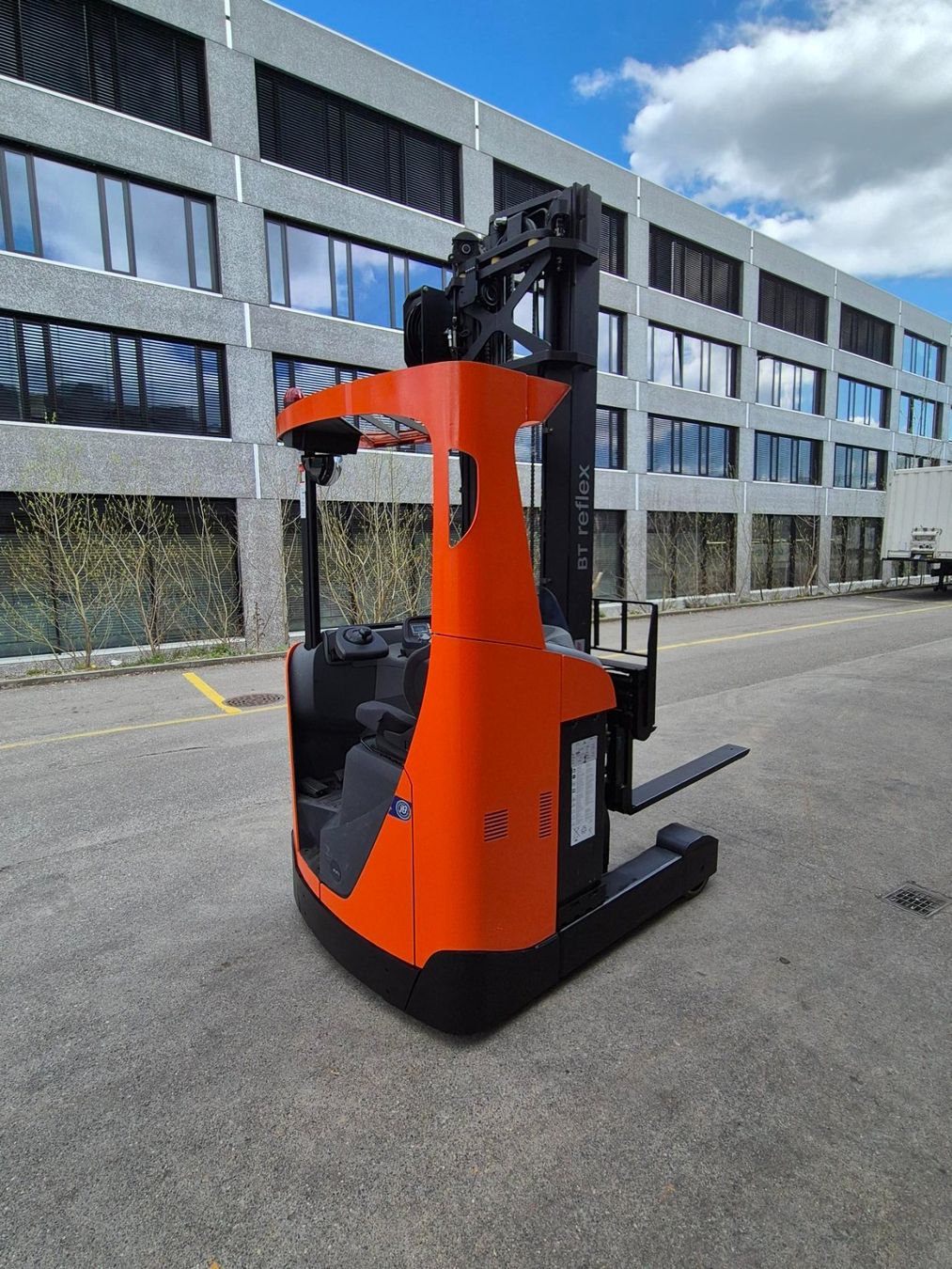 Stapler BT RRE160 Triplex Hubkraft:1600kg (Gebraucht) in Aarau für CHF ...