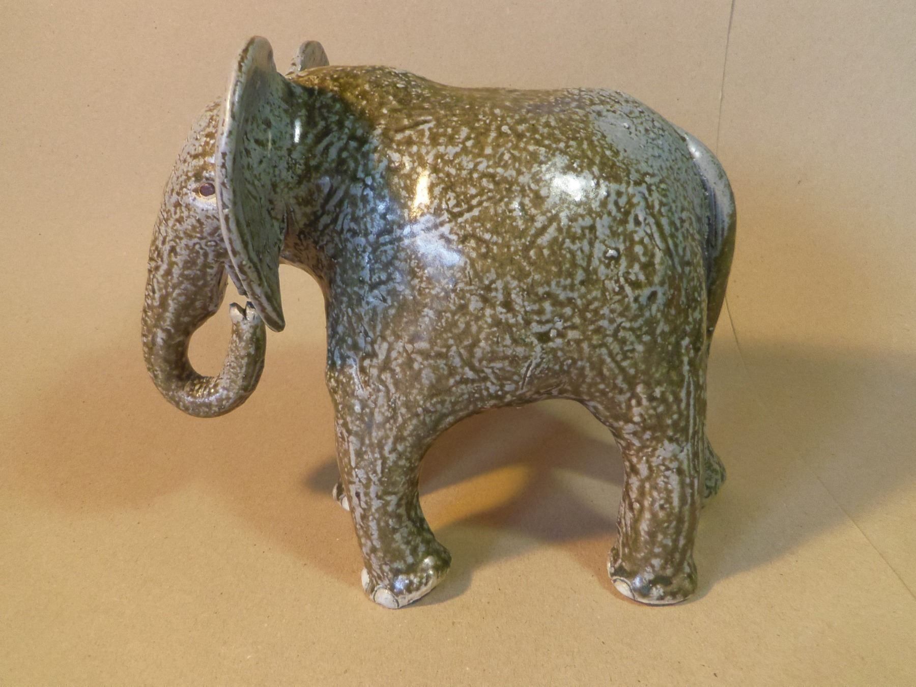 Sculture & Statue: Keramik Elefant – Usato da Gossau ZH venduto da peabo 2
