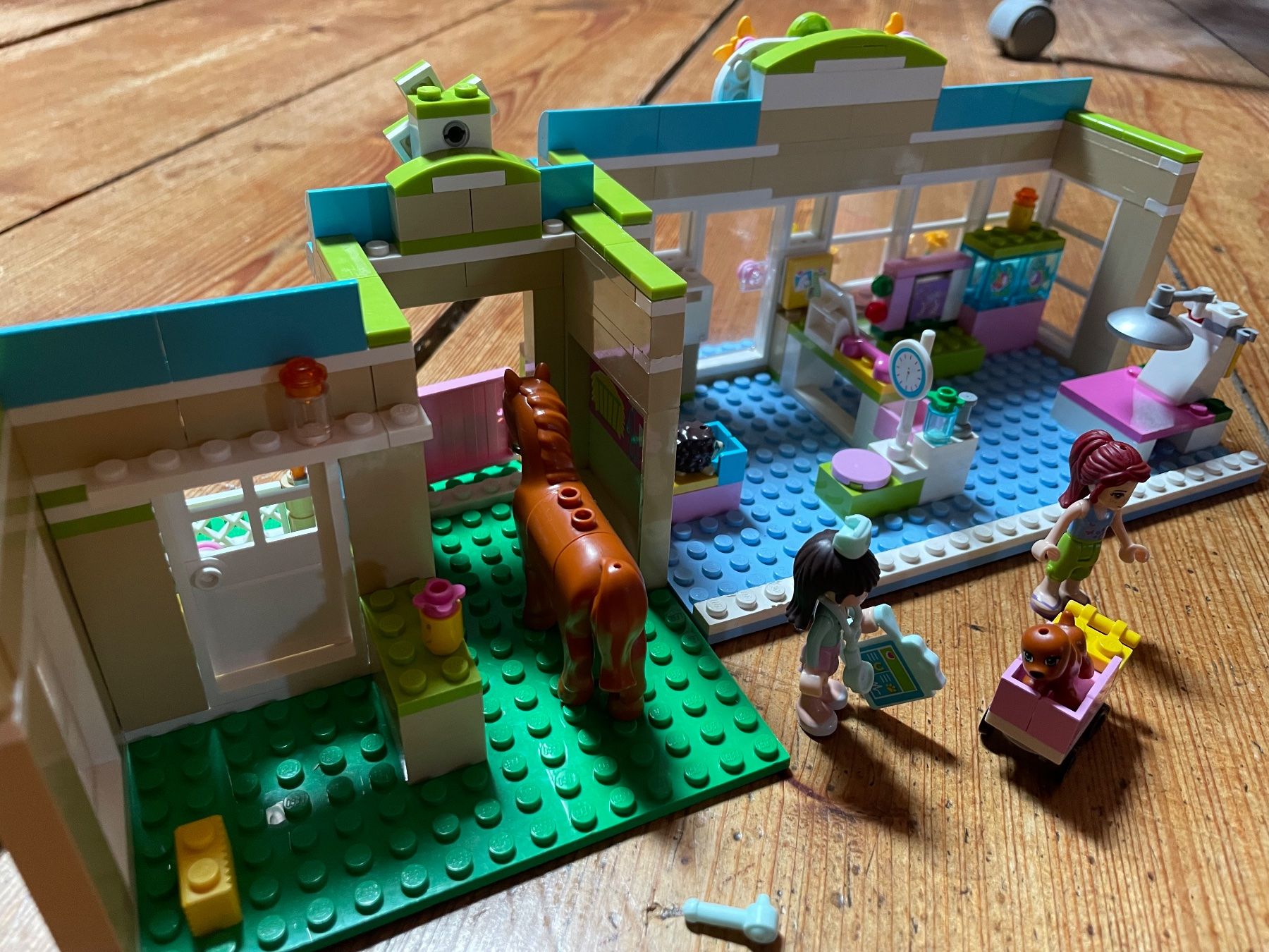 Lego Baukästen: Lego Friends: Tierklinik – Gebraucht aus Teufen ZH von Bimbo3 3