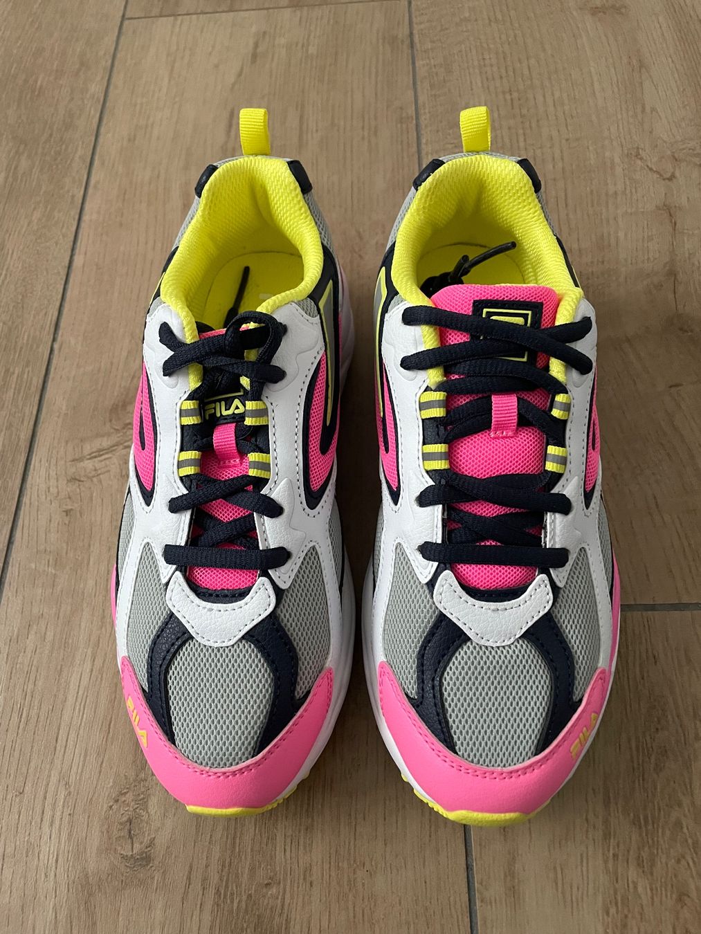 Fila Scarpe per ragazze: FILA Turnschuhe Gr. 38 NEU – Nuovo e nell'imballaggio originale da Waltenschwil venduto da hansnine 2