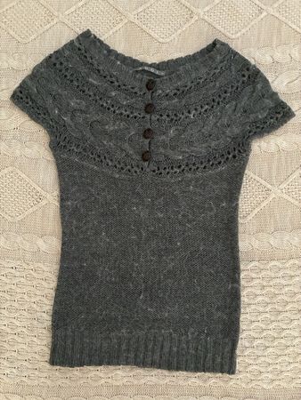 Damens Pullover kurzarm grau Grösse S guter Zustand