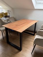 Holz Esstisch mit Metallgestell, 140x80cm - Neuwertig!